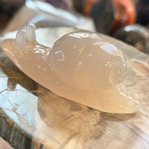 Agate Crystal Snail Carving!